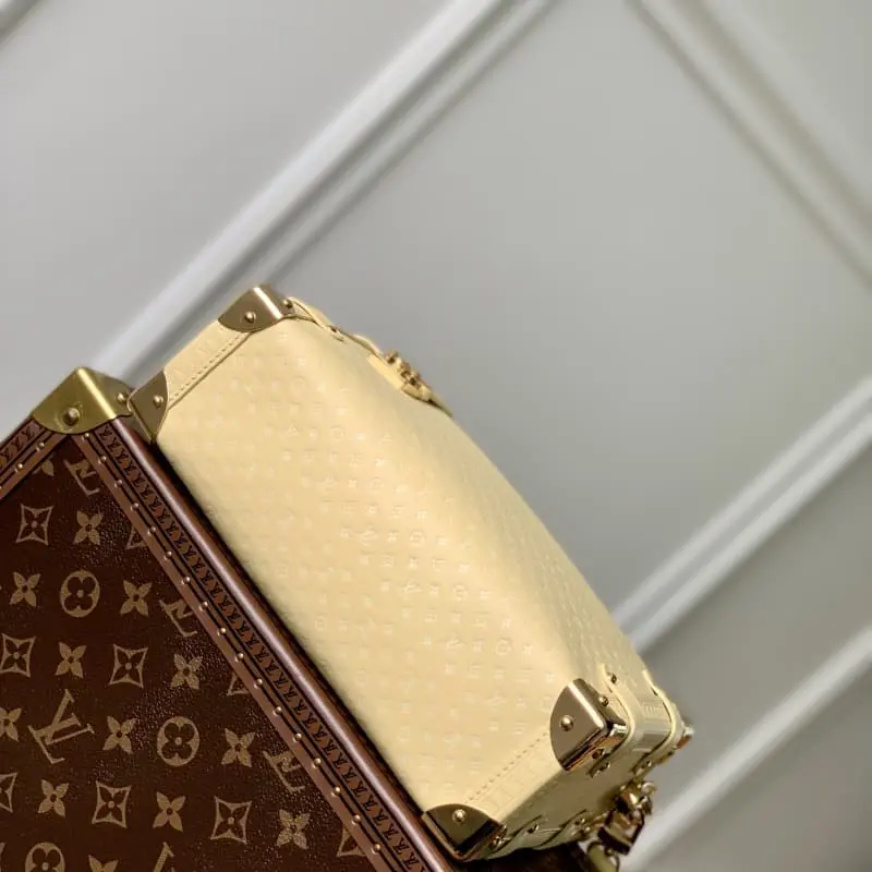 M46358 Yellow 21x14x6cm High Quality Bags - Image 4