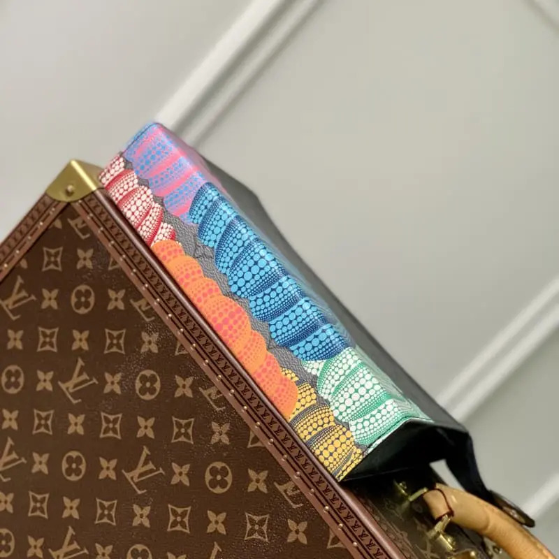 M81973 27x21x6cm High Quality Bags - Image 4