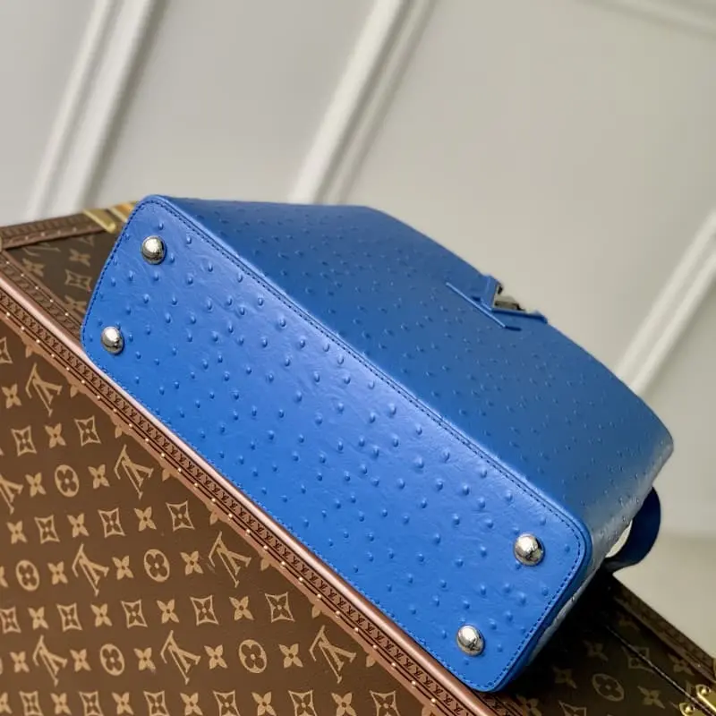 M93483 S5 31.5x20x11cm High Quality Bags - Image 4