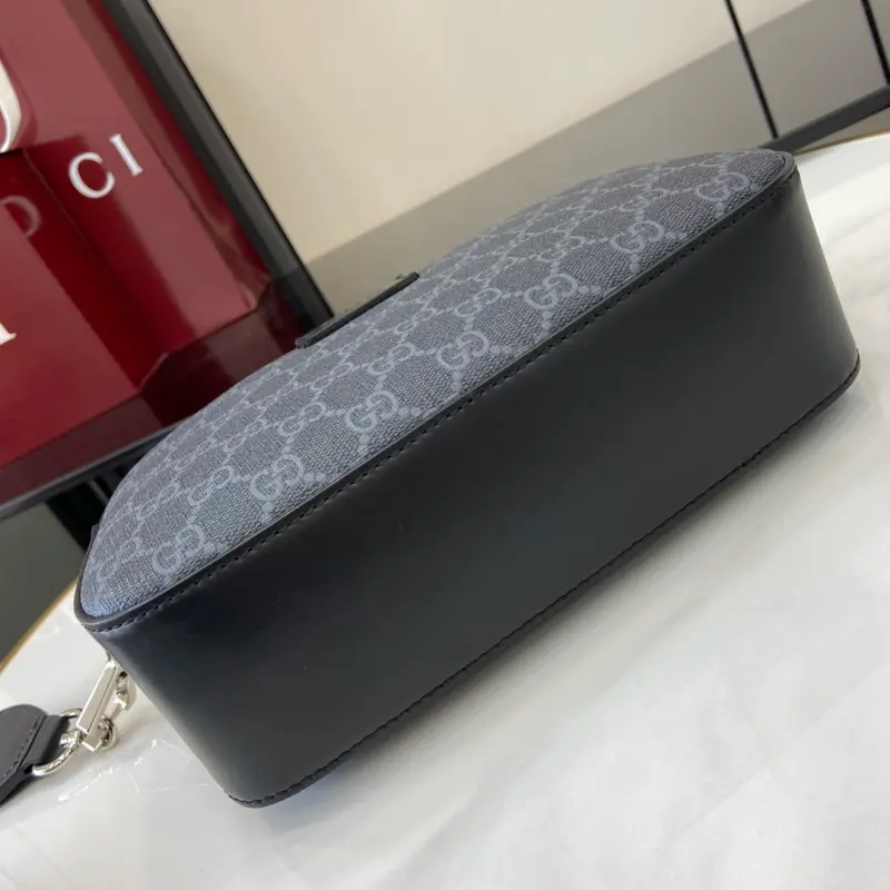 574886 High-Quality Bags - Image 4