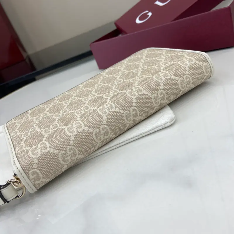 819122 CM 2 High-Quality Bags - Image 4