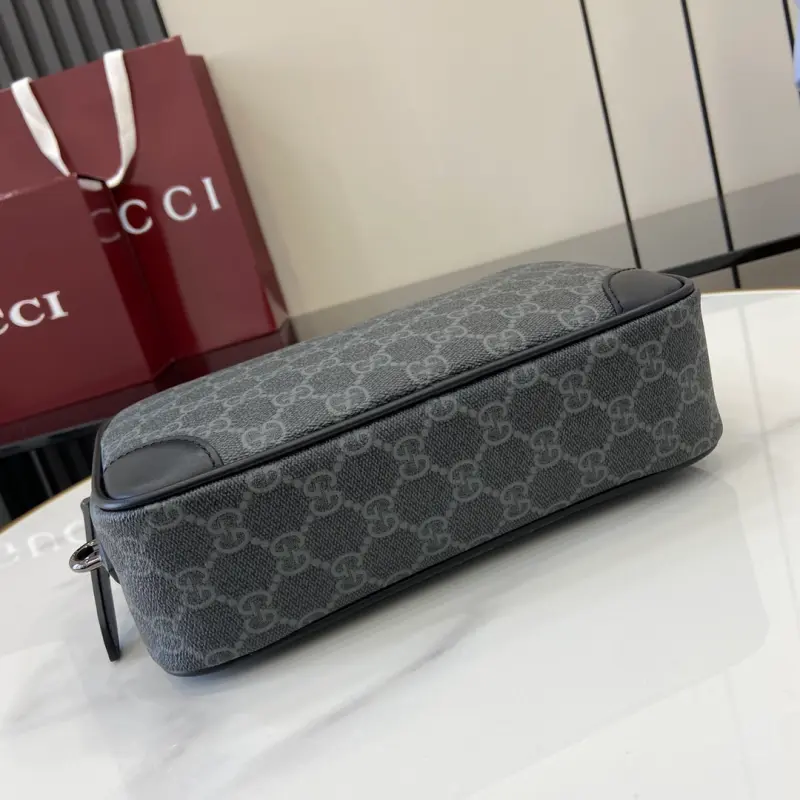 821164 CM 1 High-Quality Bags - Image 4