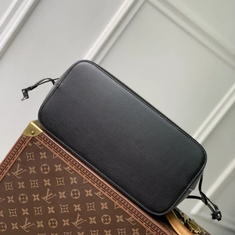 M11930 Black 31x28x14cm High Quality Bags - Image 4