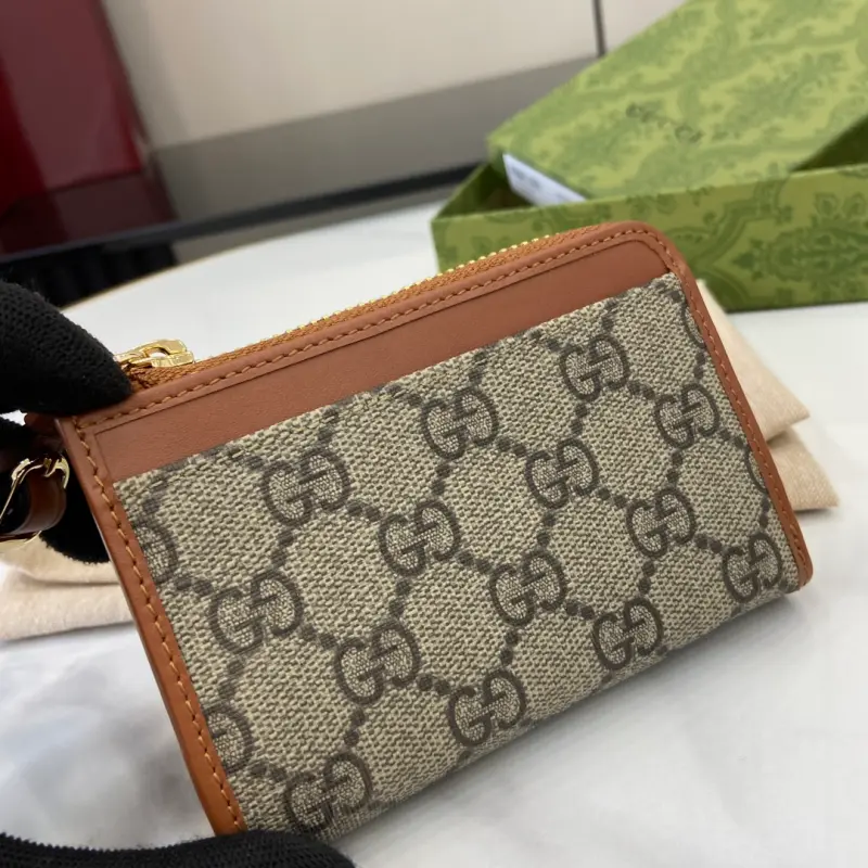 821804 CM 1 High-Quality Bags - Image 4