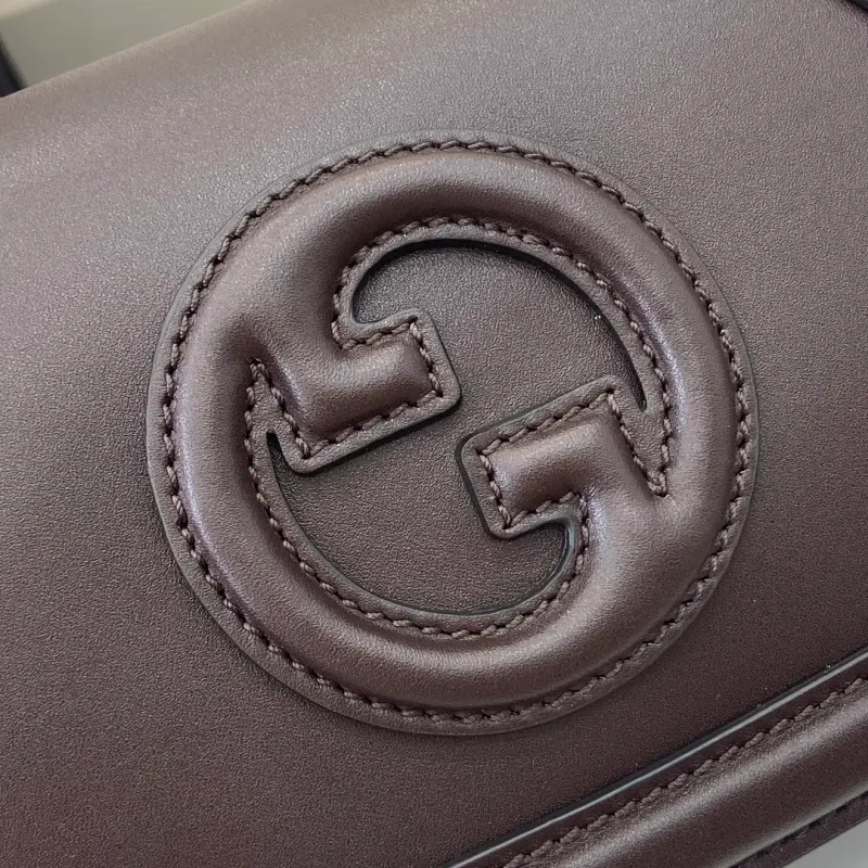 815700 CM 4 High-Quality Bags - Image 6