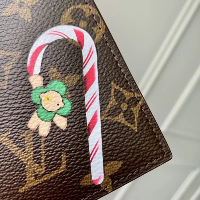 M12219 Old Flower Red 14x2.5x10cm High Quality Bags - Image 4