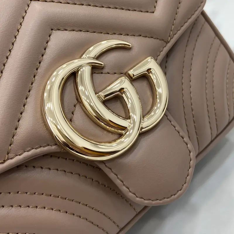 811238 CM 2 High-Quality Bags - Image 4