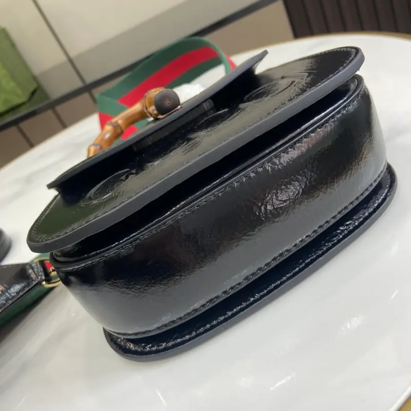 786482 CM 4 High-Quality Bags - Image 4