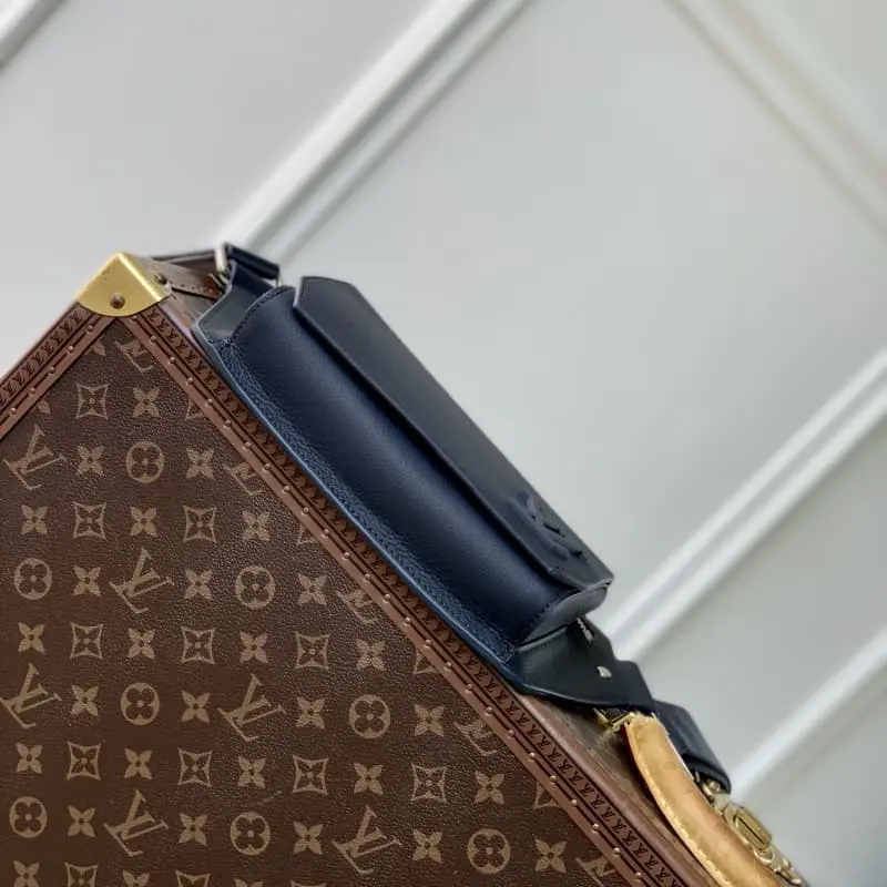 M57081 Dark Blue 30x16x3cm High Quality Bags - Image 4