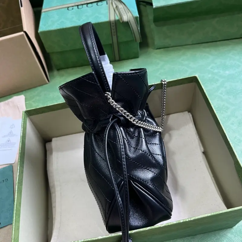 760313 CM 1 High-Quality Bags - Image 4