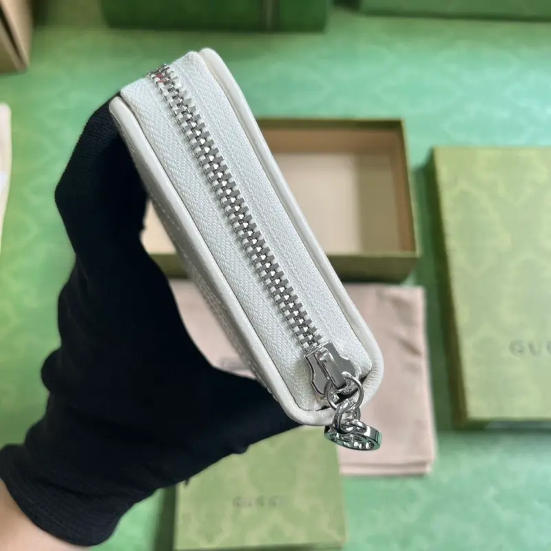 760312 CM 1 High-Quality Bags - Image 4