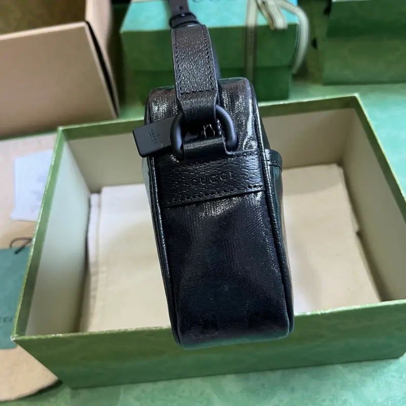 760342 CM 1 High-Quality Bags - Image 4