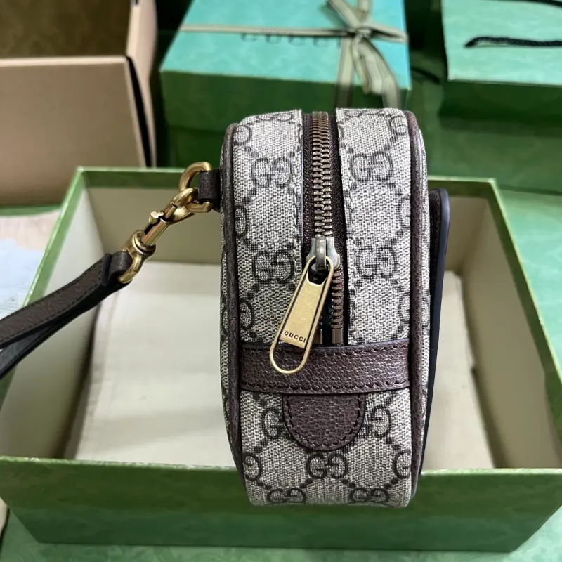 760245 CM 1 High-Quality Bags - Image 4