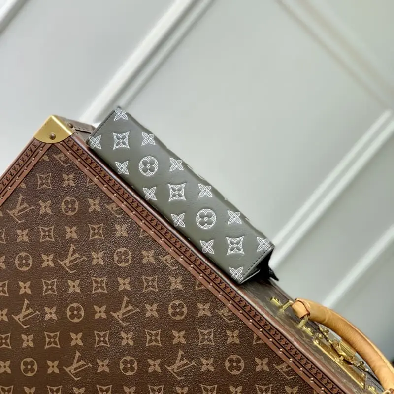 M81115 Elegant Green 22x14.5x4.5cm High Quality Bags - Image 4