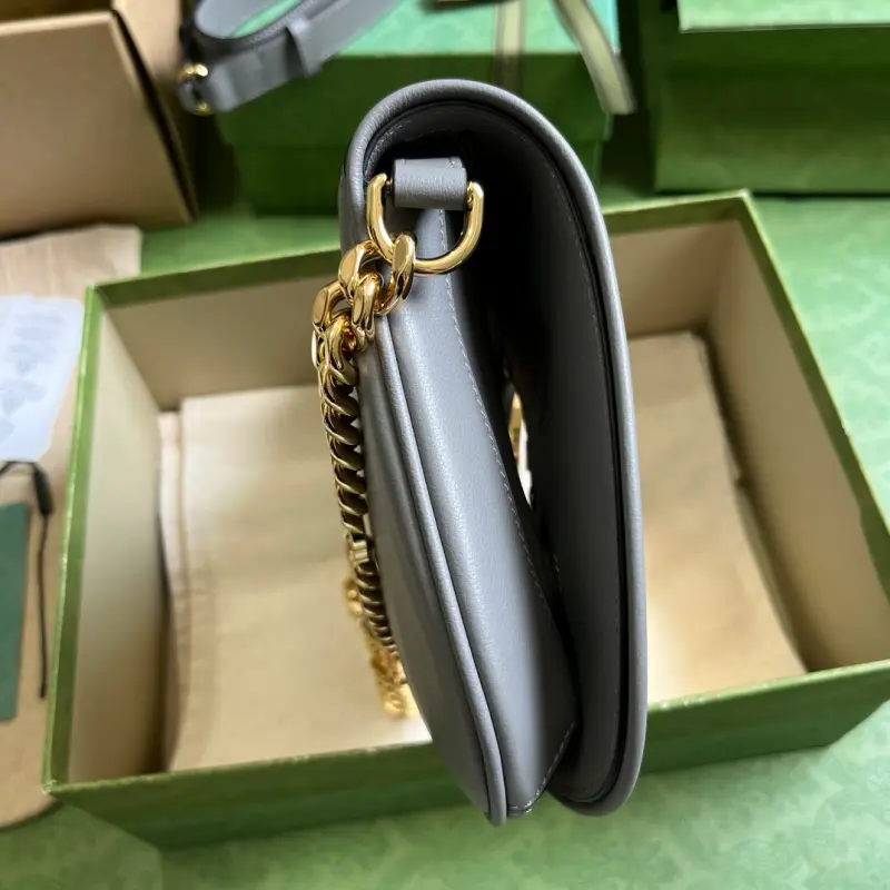 699268 CM 4 High-Quality Bags - Image 4