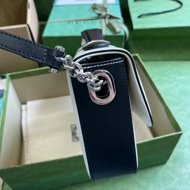 739721 High-Quality Bags - Image 4