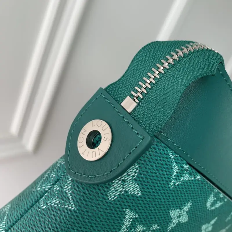 M12665 Green 32x21x8cm High Quality Bags - Image 4