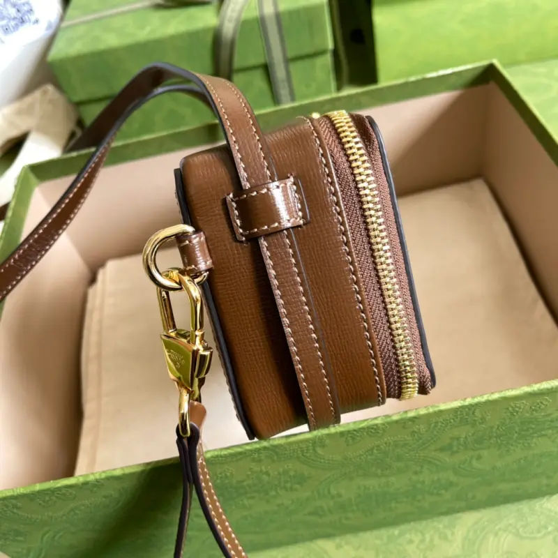 671674 High-Quality Bags - Image 4