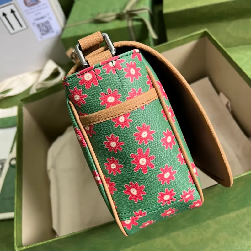 664143 CM 3 High-Quality Bags - Image 4