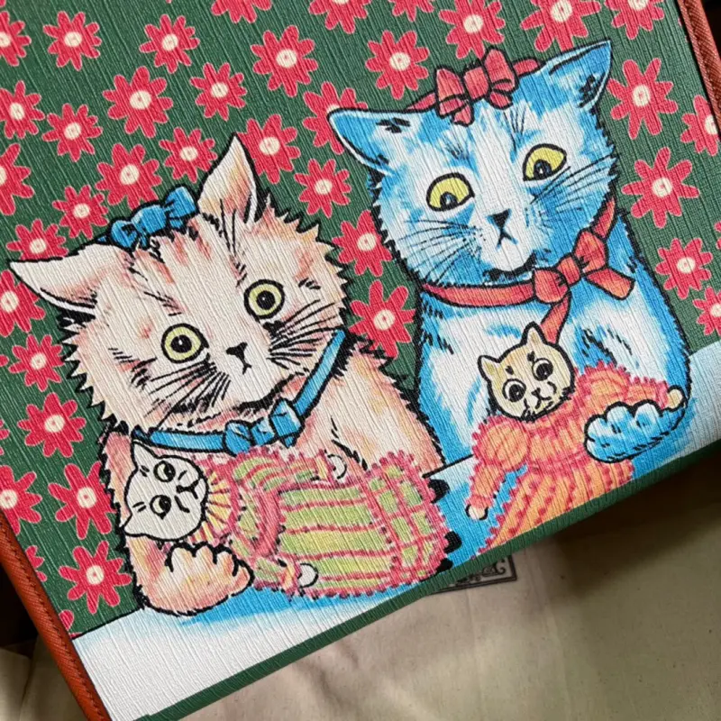 605614 CM 1 High-Quality Bags - Image 4