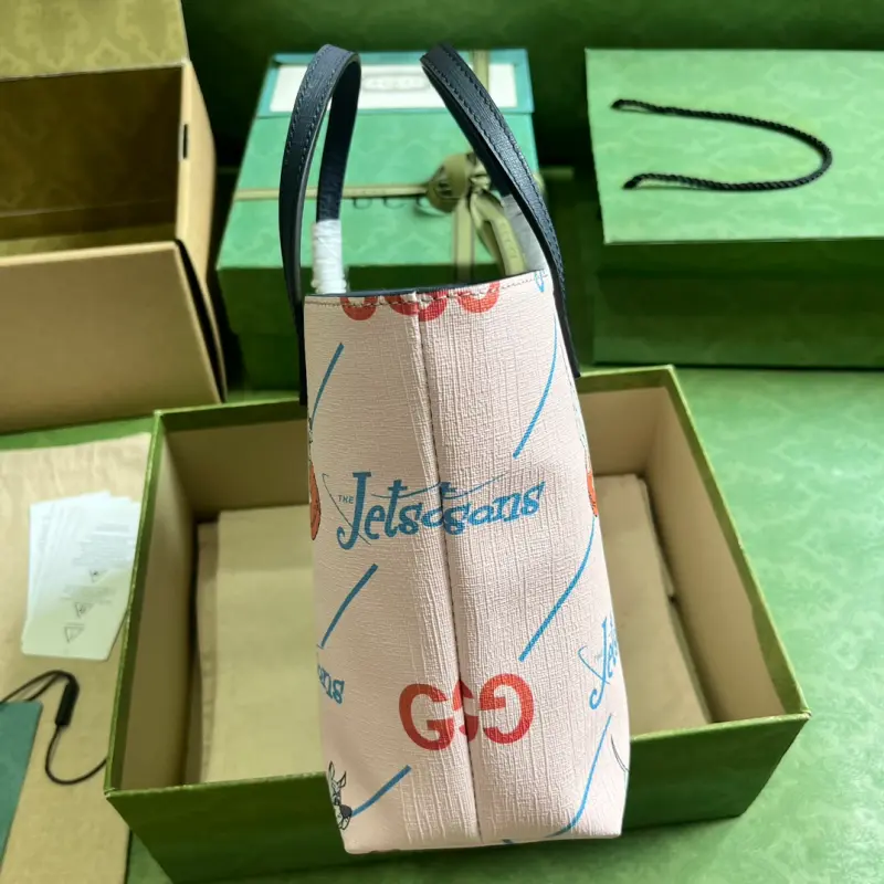 410812 CM 3 High-Quality Bags - Image 4