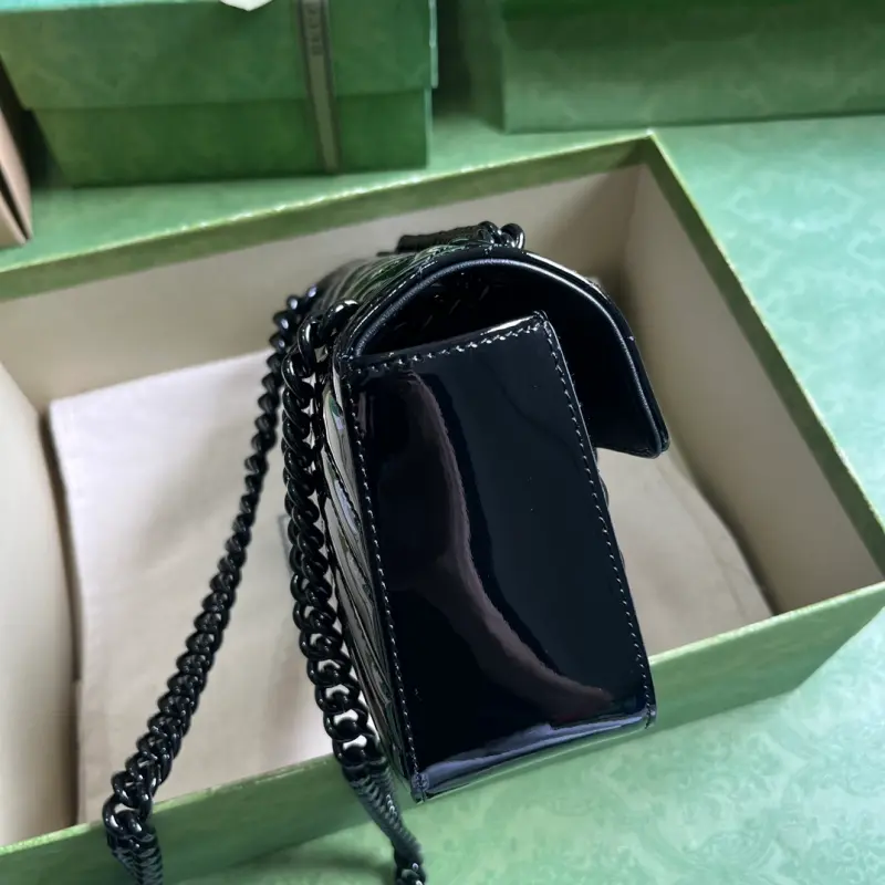 446744 CM 4 High-Quality Bags - Image 4