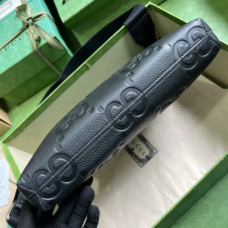 696009 CM 1 High-Quality Bags - Image 3