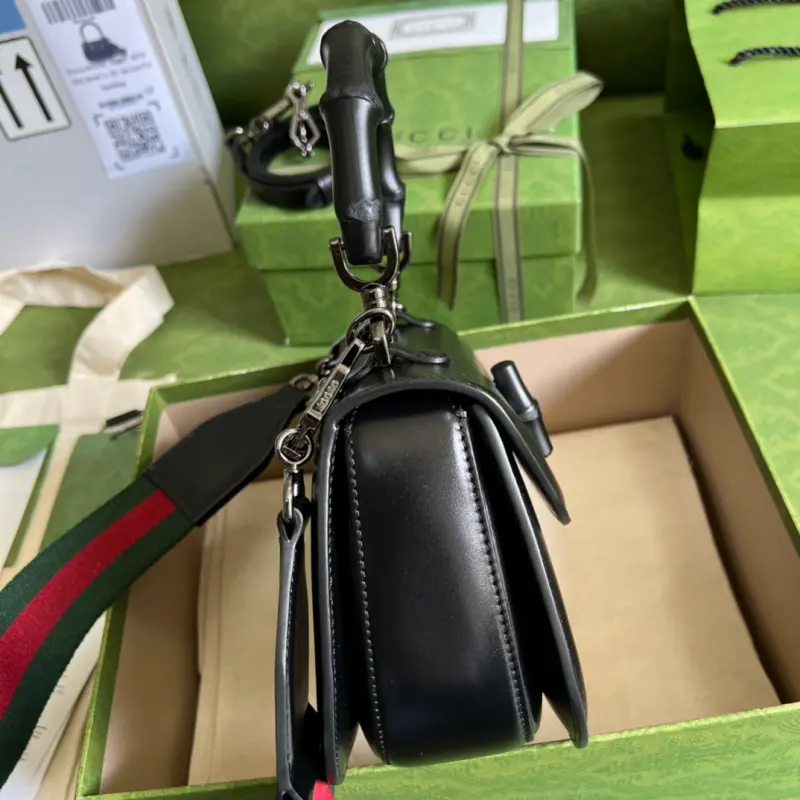 675797 High-Quality Bags - Image 4