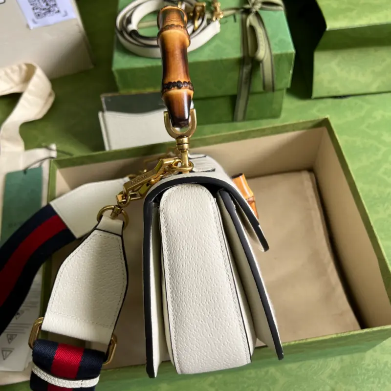 675797 High-Quality Bags - Image 4