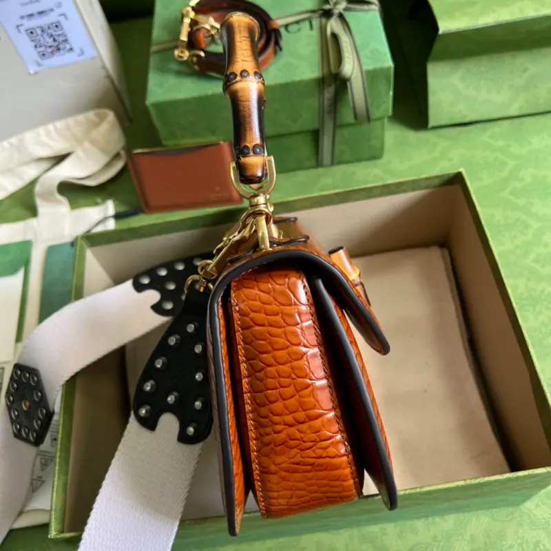 675797 CM 2 High-Quality Bags - Image 4