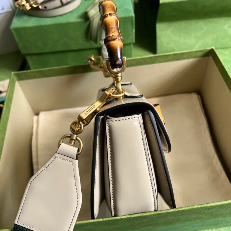 686864 CM 1 High-Quality Bags - Image 4