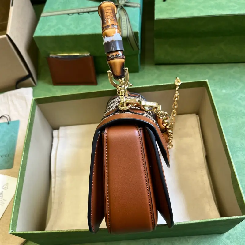 735115 High-Quality Bags - Image 4