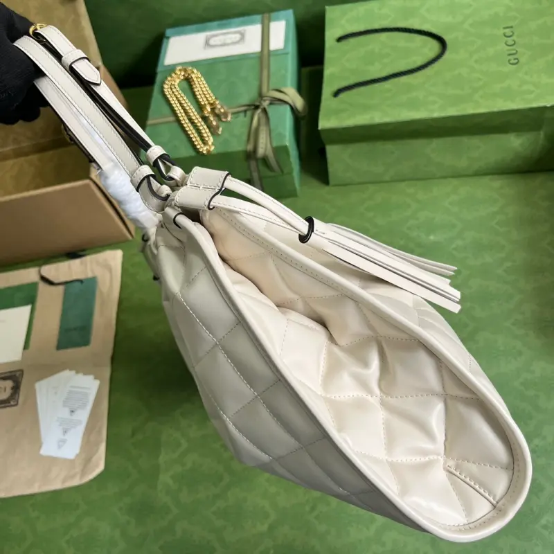 746210 CM 2 High-Quality Bags - Image 4