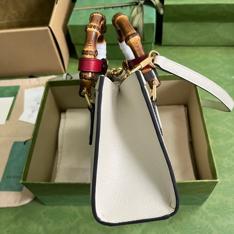 735153 CM 1 High-Quality Bags - Image 4