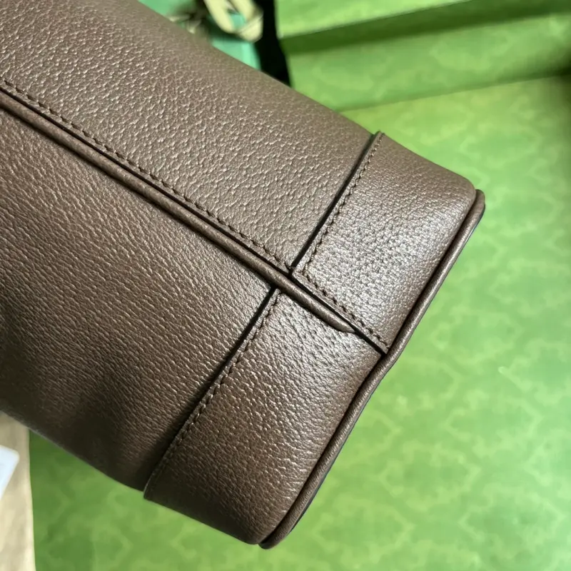 739730 CM 2 High-Quality Bags - Image 4