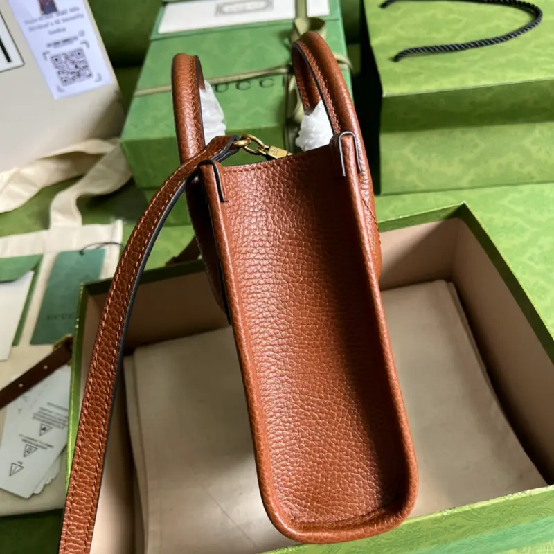 671623 CM 2 High-Quality Bags - Image 4