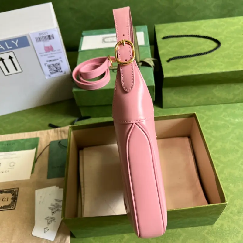 636709 CM 5 High-Quality Bags - Image 4