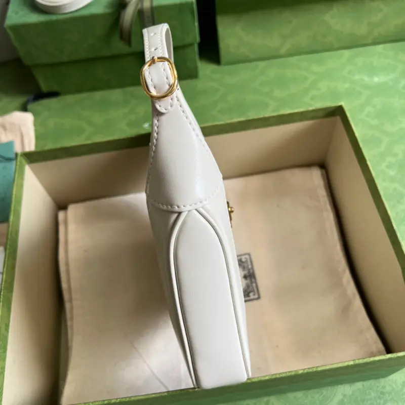 637091 CM 1 High-Quality Bags - Image 4