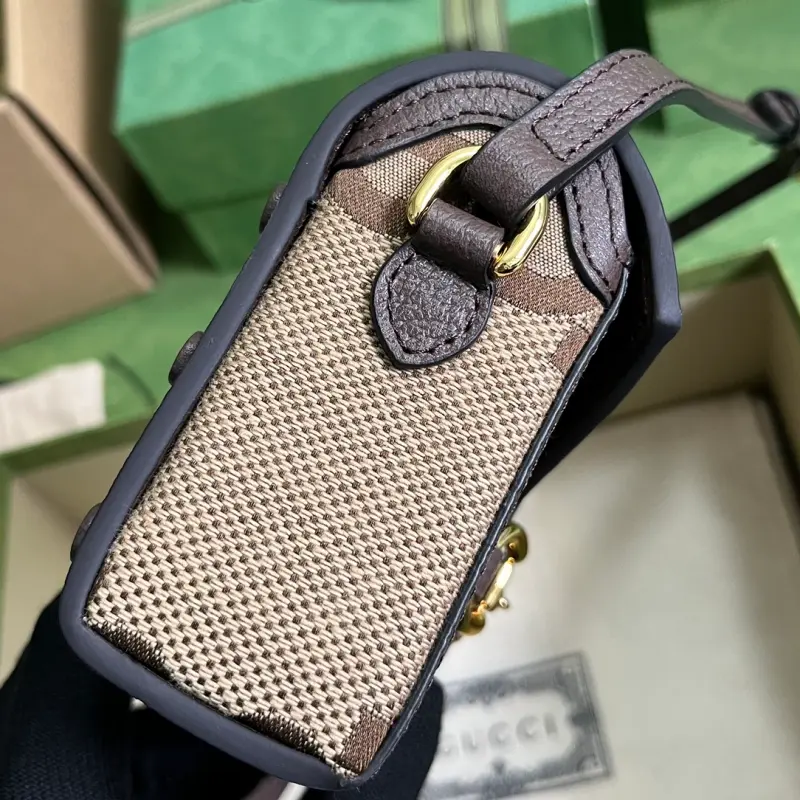 699296 CM 5 High-Quality Bags - Image 4