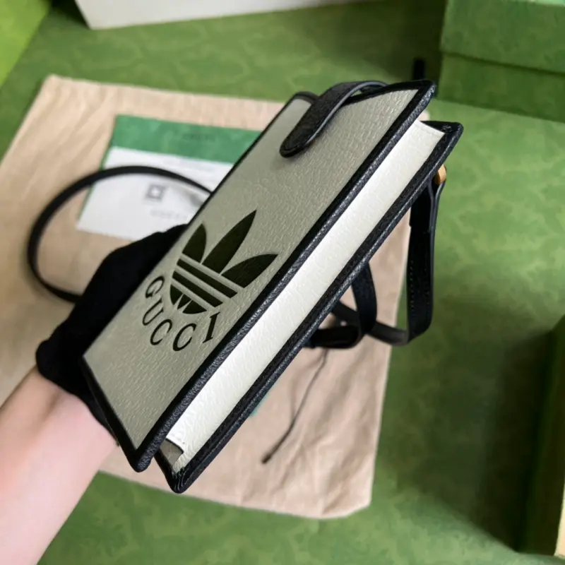 702203 High-Quality Bags - Image 4