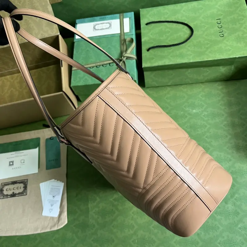 739684 CM 1 High-Quality Bags - Image 4