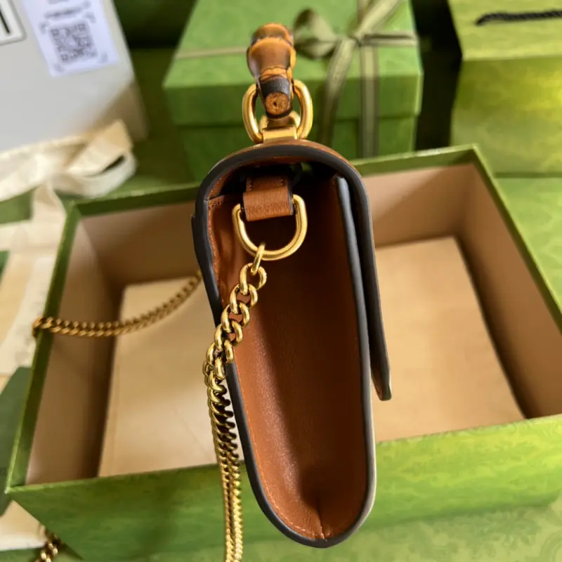 675795 CM 3 High-Quality Bags - Image 4