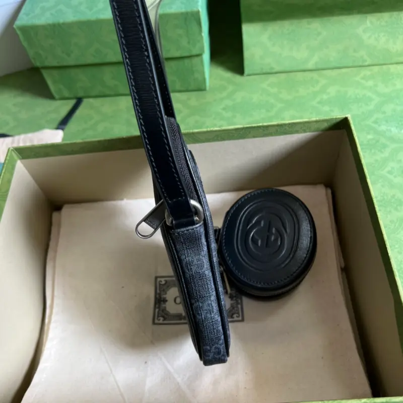 700959 CM 1 High-Quality Bags - Image 4