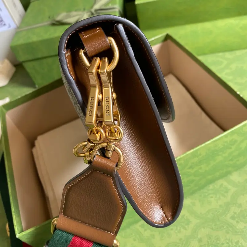 677286 CM 1 High-Quality Bags - Image 4