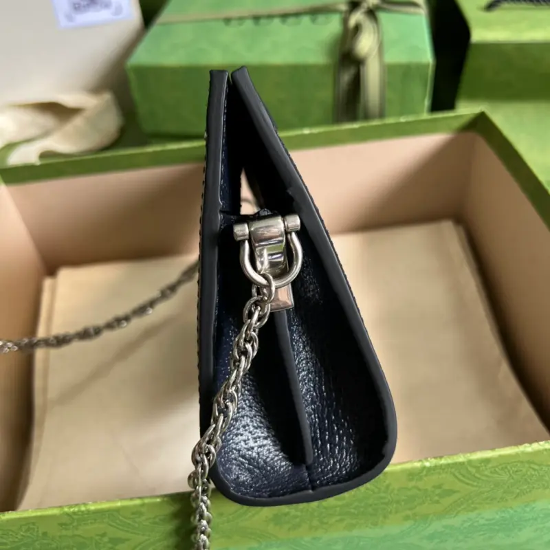 602676 CM 2 High-Quality Bags - Image 4