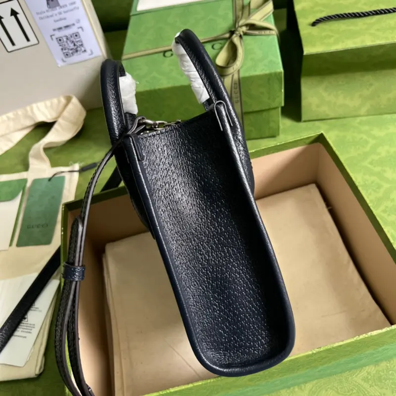 671623 CM 2 High-Quality Bags - Image 4