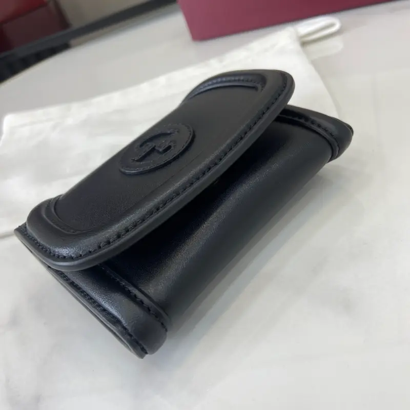 818795 High-Quality Bags - Image 4