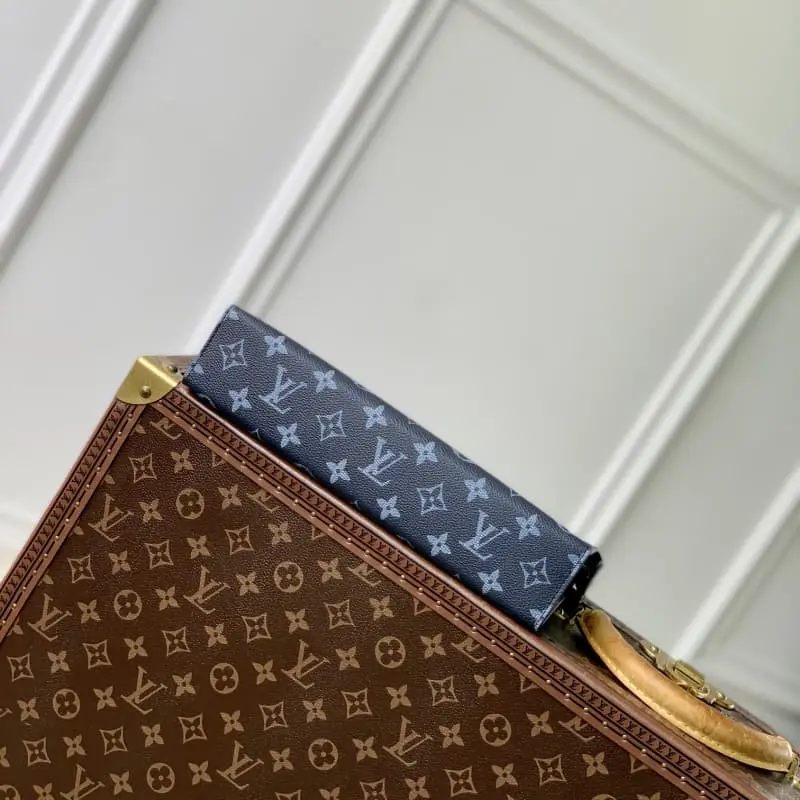 M61692 Blue 26x20x5cm High Quality Bags - Image 4