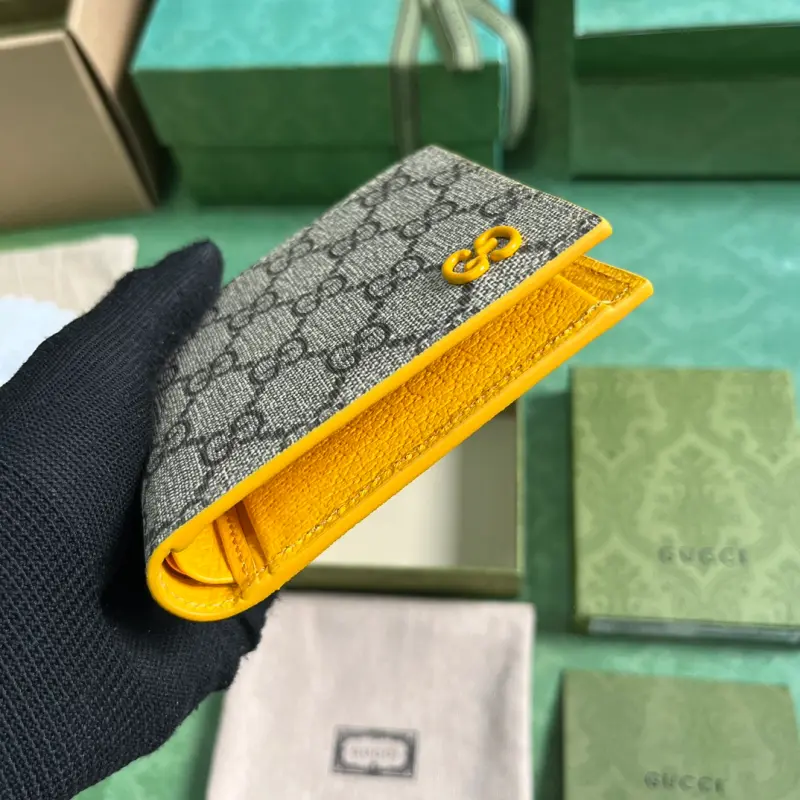 768244 CM 3 High-Quality Bags - Image 4