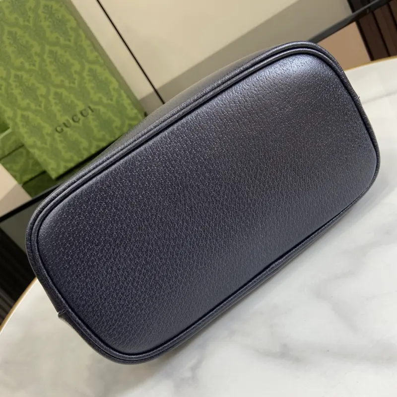 781402 CM 1 High-Quality Bags - Image 4